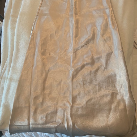 Aritzia slip skirt - Picture 2 of 6